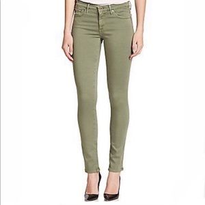 AG - The Legging Jeans. Size 30R